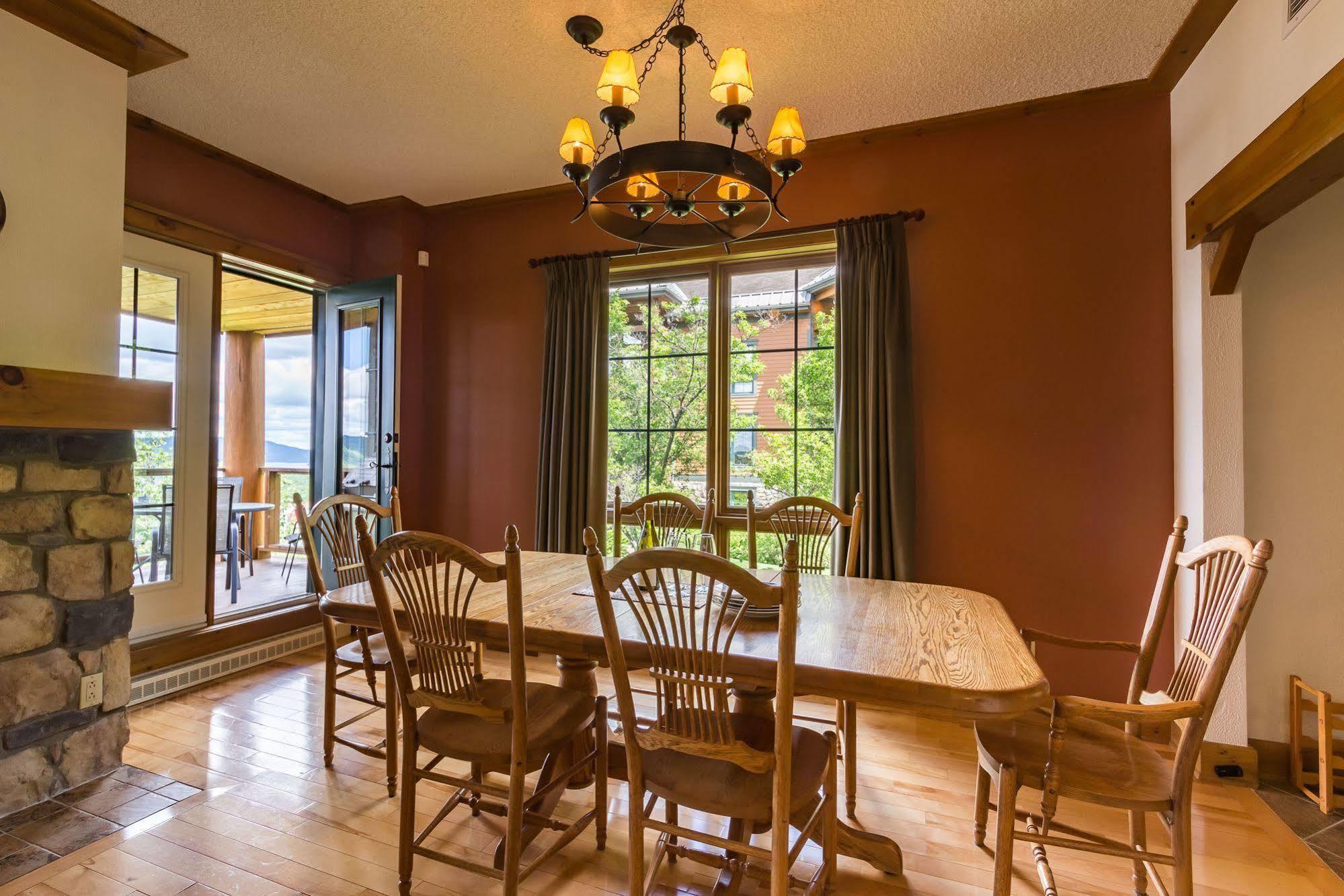 Hotel Equinox - Rvmt Mont-Tremblant Esterno foto