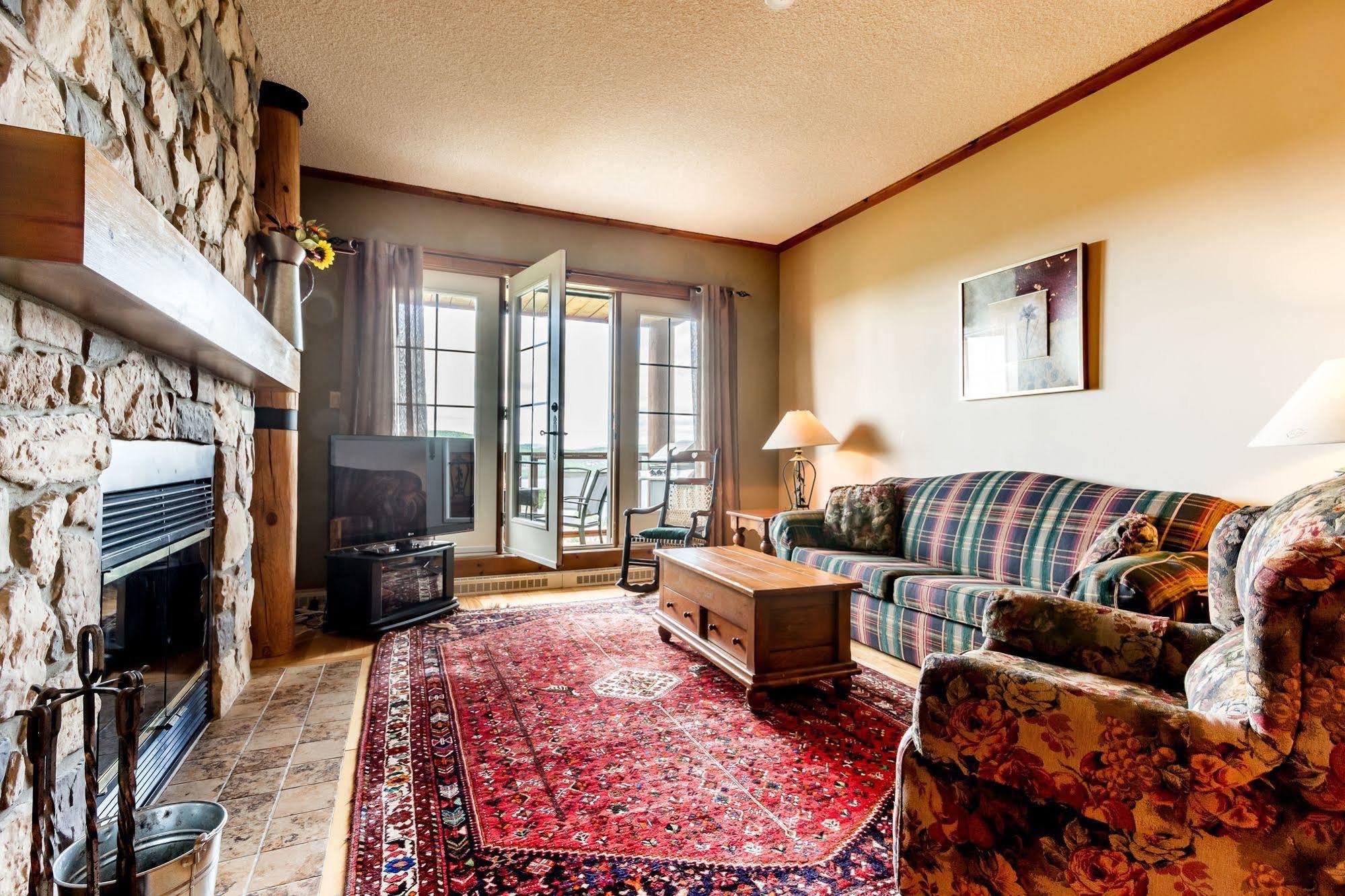 Hotel Equinox - Rvmt Mont-Tremblant Esterno foto