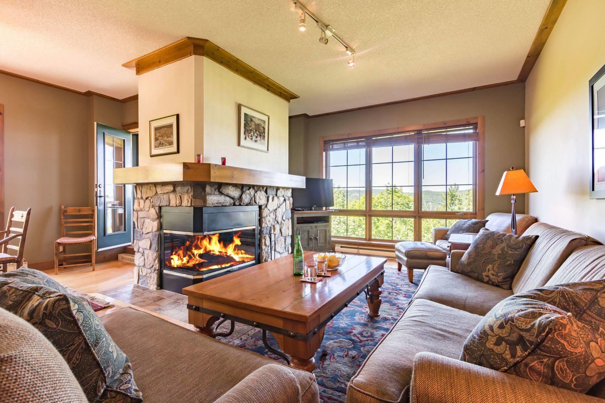 Hotel Equinox - Rvmt Mont-Tremblant Esterno foto