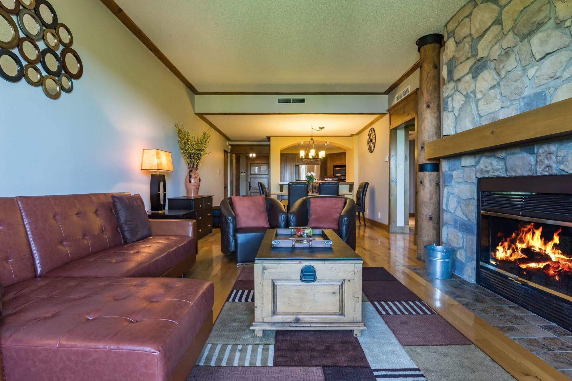 Hotel Equinox - Rvmt Mont-Tremblant Esterno foto