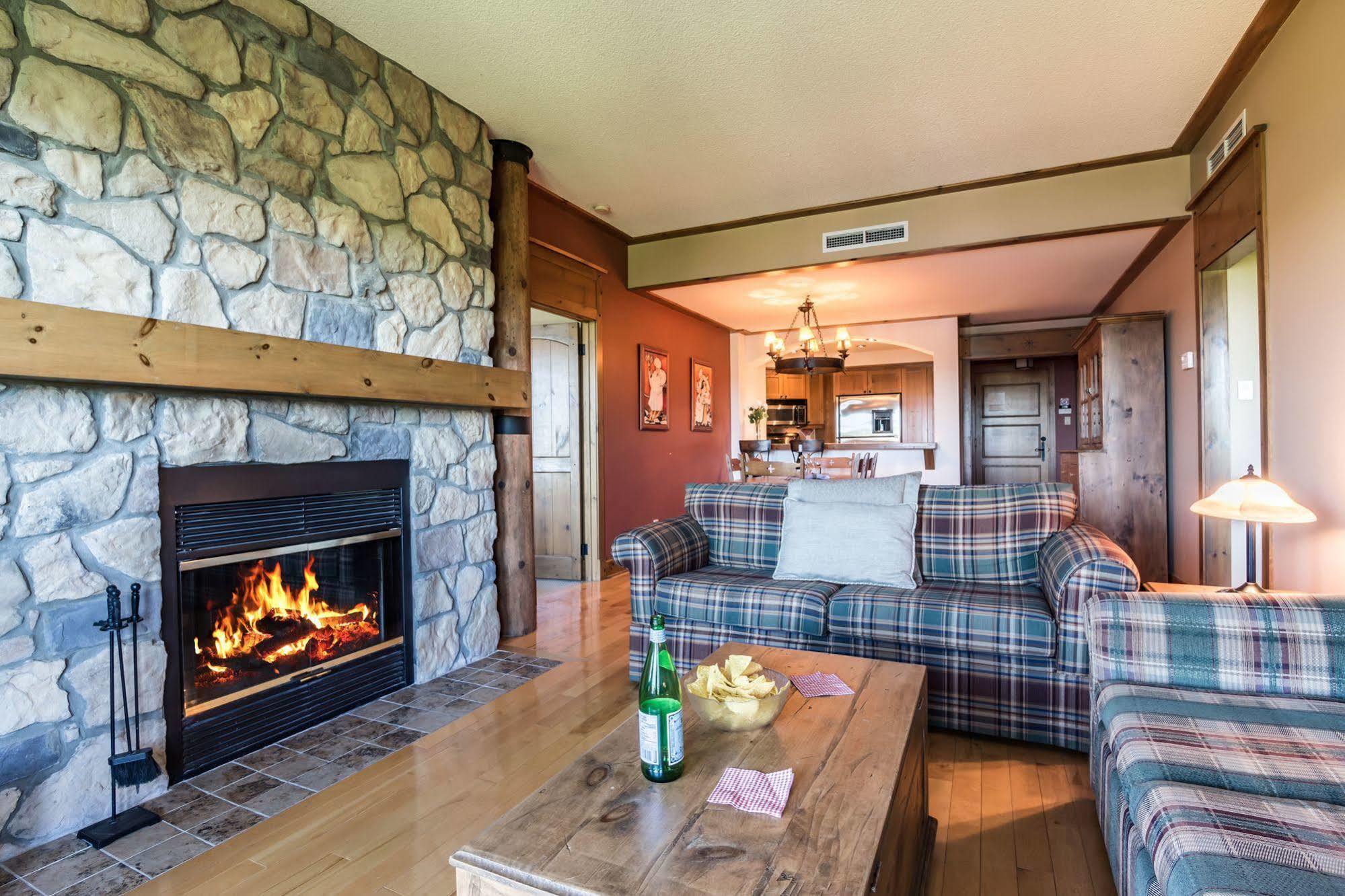 Hotel Equinox - Rvmt Mont-Tremblant Esterno foto